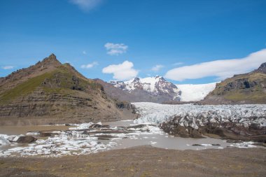 Güney İzlanda 'daki Svinafellsjokull buzulu