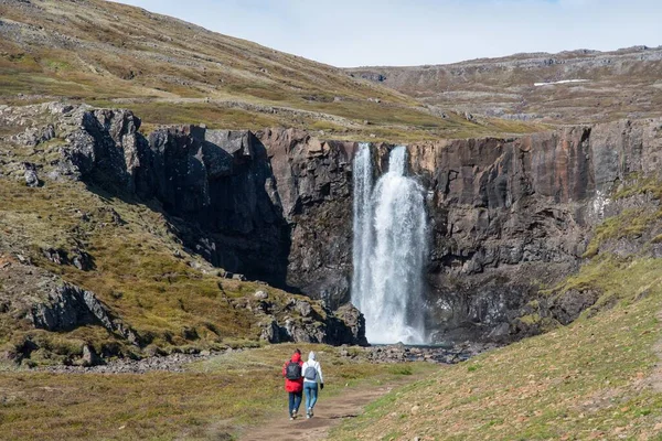 Waterfall gufufoss in river Fjardara in Seydisfjordur in east Iceland — Stock Photo, Image