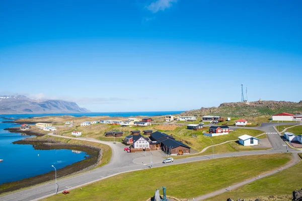 Village de djupivogur dans l'est de l'Islande — Photo