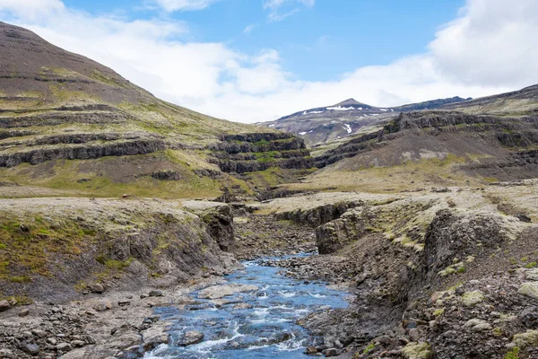 Río Grjota en Hornafjordur en Islandia — Foto de Stock