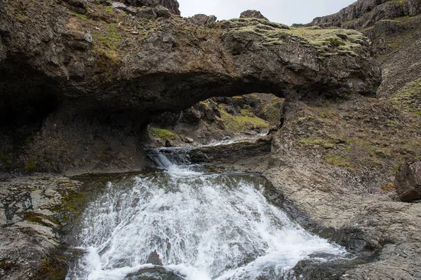 Rzeka Grjota w Hornafjordur w Islandii — Zdjęcie stockowe