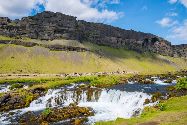 Ποταμός Fossalar και καταρράκτης στην Ισλανδία — Φωτογραφία Αρχείου