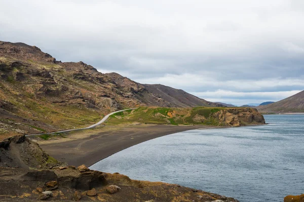 Straße Kleifarvatn Südisland Einem Bewölkten Sommertag — Stockfoto