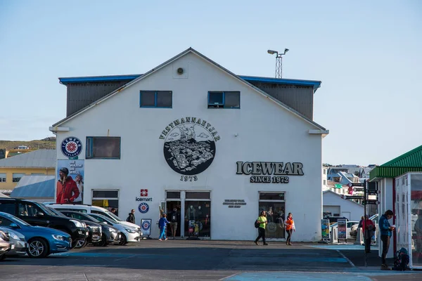 Вестманнаэйяр Исландия Августа 2019 Старое Портовое Здание Теперь Магазин Одежды — стоковое фото