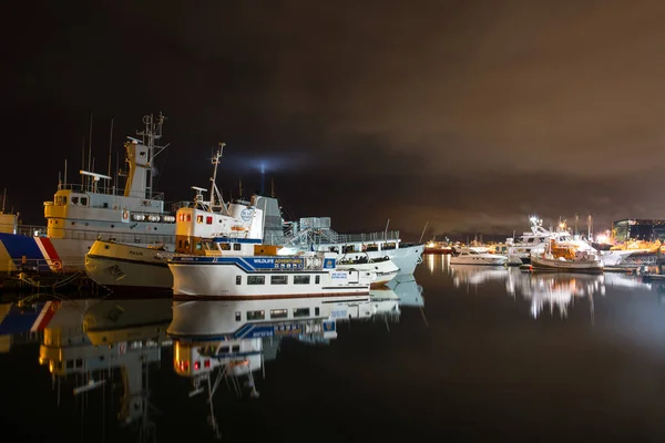 Рейкьявик Исландия Октября 2019 Лодки Корабли Порту Рейкьявик — стоковое фото