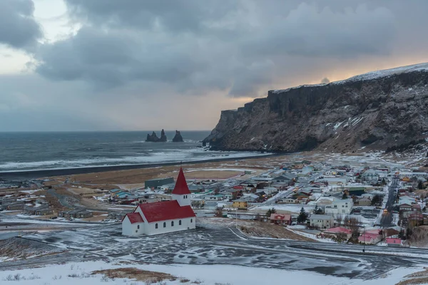 Dia Inverno Tempestuoso Cidade Vik Sul Islândia — Fotografia de Stock