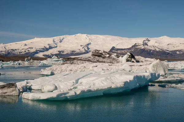 Jokulsarlon 아이슬란드에서 백그라운드로 Vatnajokull 빙하와 — 스톡 사진