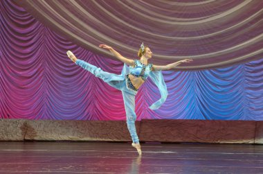 Klasik ve modern bale Degage