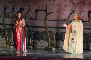 Klasik opera Aida.