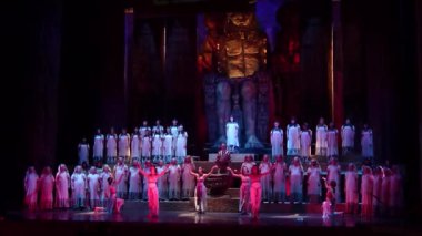 Klasik opera Aida.