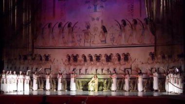 Klasik opera Aida.