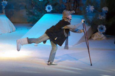 Yeni yıl maskeli balo