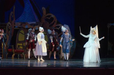 Müzik çal Cinderella