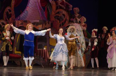 Müzik çal Cinderella