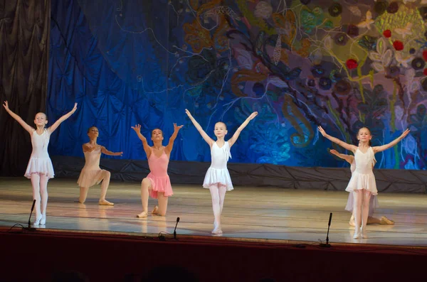 Show Tale ballet — стоковое фото