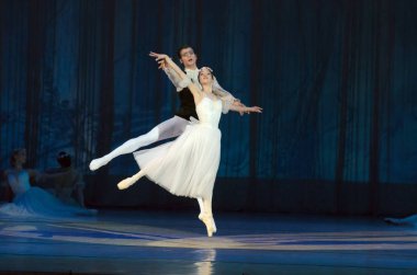 Pointe üzerinde bayram