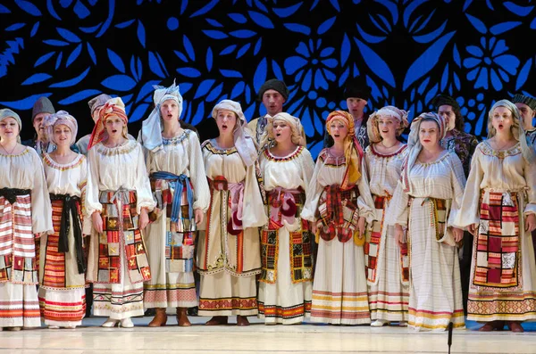 Συναυλία στο Dnipropetrovsk κρατική Όπερα και το θέατρο μπαλέτου — Φωτογραφία Αρχείου
