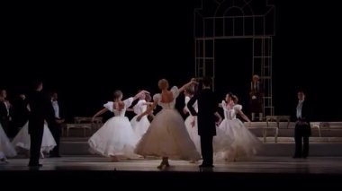 Eugene Onegin Operası