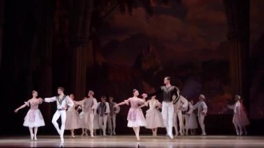 Klasik bale Kuğu Gölü