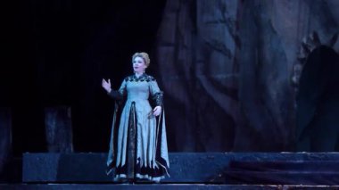 Klasik opera Troubadour