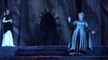 Klasik opera Troubadour