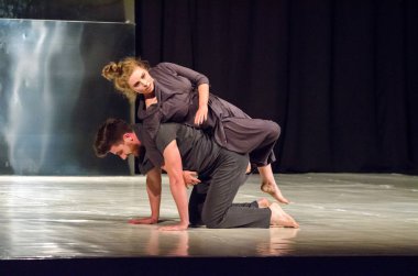 Koreografik performans ayna