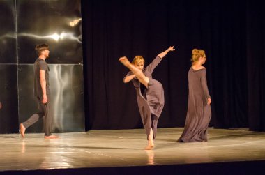 Koreografik performans ayna