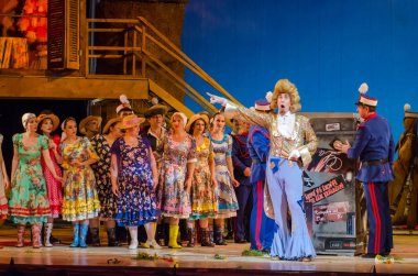 Komik opera Love içki