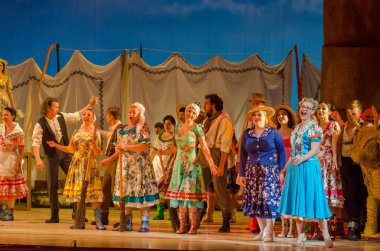 Komik opera Love içki