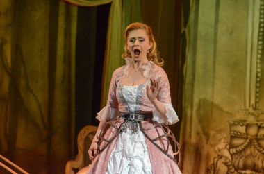 Klasik opera Seville Kuaför