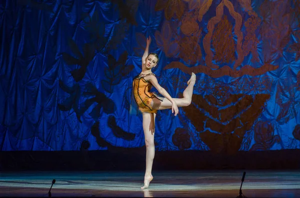 Bu sonsuz bale masalı