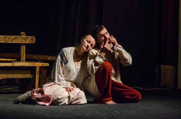 Dramatik performansları tatlı Darusia — Stok fotoğraf