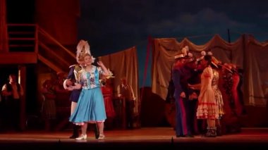 Komik opera Love içki