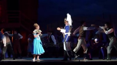 Komik opera Love içki