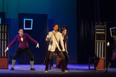 Geniş komedi Fedo hakkında