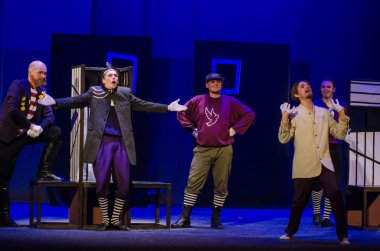 Geniş komedi Fedo hakkında