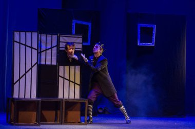 Geniş komedi Fedo hakkında