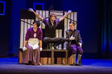 Geniş komedi Fedo hakkında