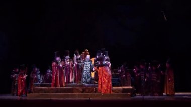 Dnipro, Ukrayna - 20 Kasım 2017: Klasik opera Borys Godunov Dnipro Opera ve bale Tiyatrosu üyeleri gerçekleştirmek.