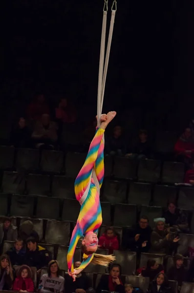 Cirque montrer une arène lumineuse — Photo