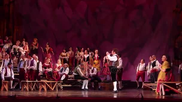 Dnipro 乌克兰 2017年10月28日 古典歌剧丑角演奏由 Dnipro 歌剧和芭蕾剧院的成员 — 图库视频影像
