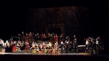 Dnipro, Ukrayna - 23 Şubat 2018: Klasik opera Carmen Dnipro Opera ve bale Tiyatrosu üyeleri tarafından gerçekleştirilen.