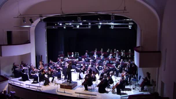 Dnipro Ucrânia Fevereiro 2018 Membros Orquestra Sinfônica Maestro Principal Natalia — Vídeo de Stock