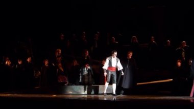 Dnipro, Ukrayna - 23 Şubat 2018: Klasik opera Carmen Dnipro Opera ve bale Tiyatrosu üyeleri tarafından gerçekleştirilen.
