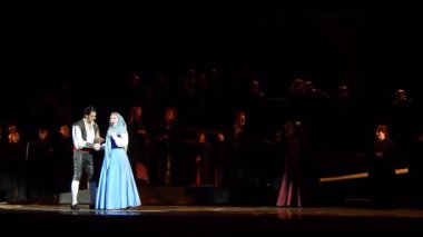 Dnipro, Ukrayna - 23 Şubat 2018: Klasik opera Carmen Dnipro Opera ve bale Tiyatrosu üyeleri tarafından gerçekleştirilen.