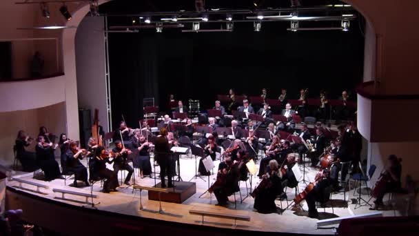 Dnipro Ucrânia Fevereiro 2018 Membros Orquestra Sinfônica Maestro Principal Natalia — Vídeo de Stock