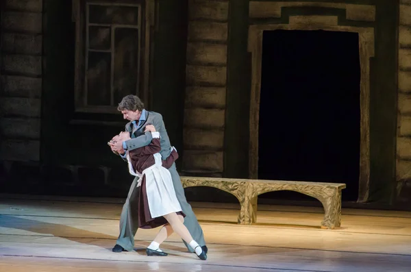 Современный балет "Танго в июне" — стоковое фото