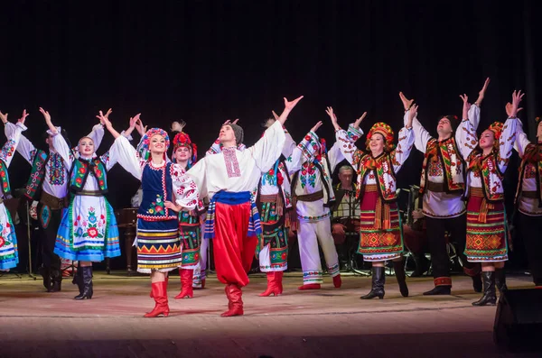 Zespół folklorystyczny Slavutych — Zdjęcie stockowe