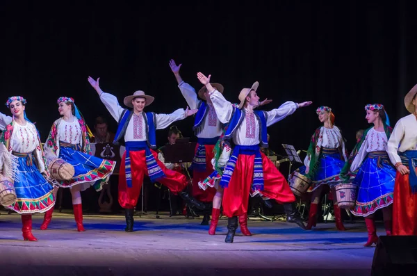 Zespół folklorystyczny Slavutych — Zdjęcie stockowe