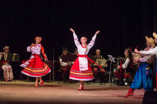 Zespół folklorystyczny Slavutych — Zdjęcie stockowe